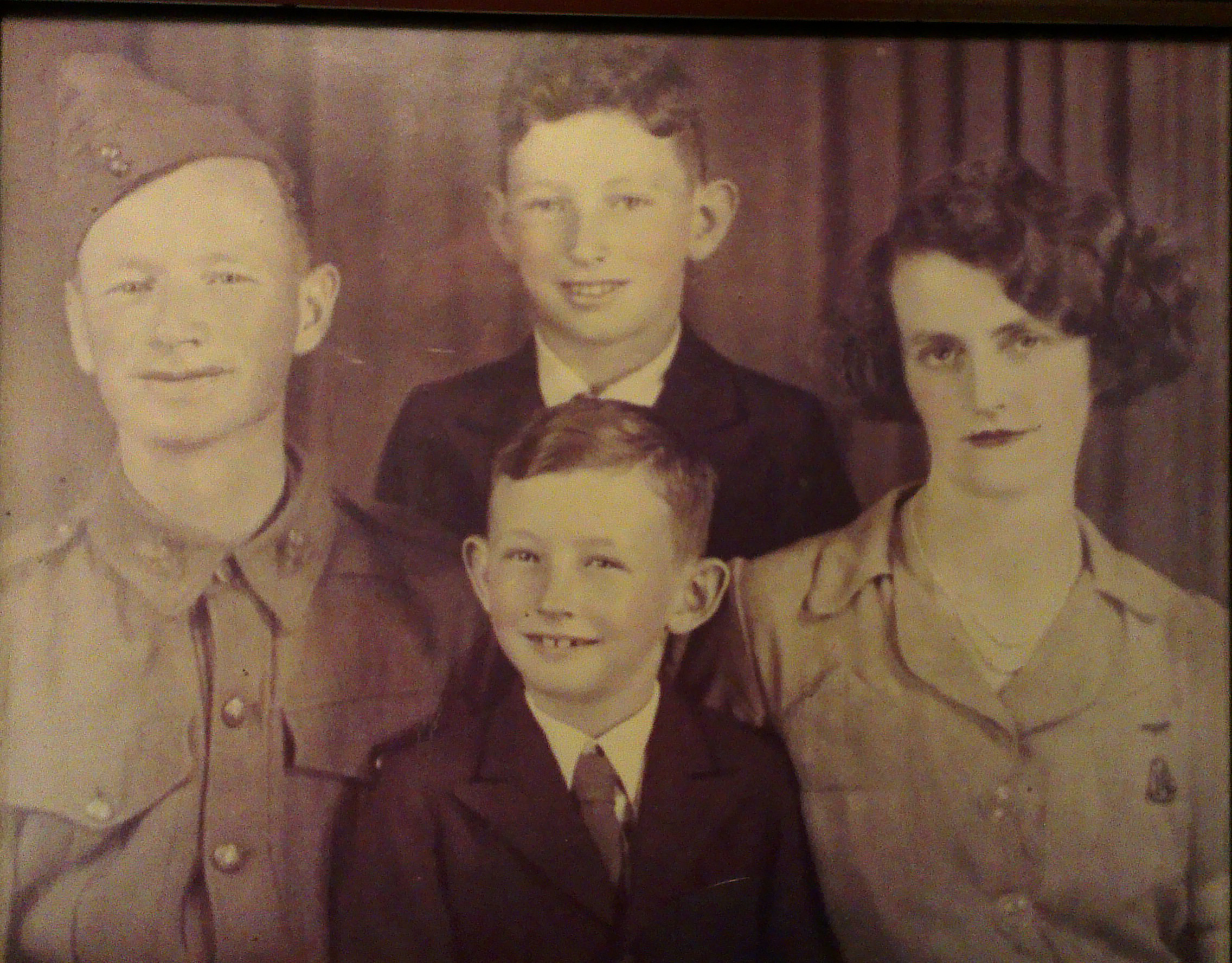 Photo of photos/Margaret C McLennan b1903 w sons